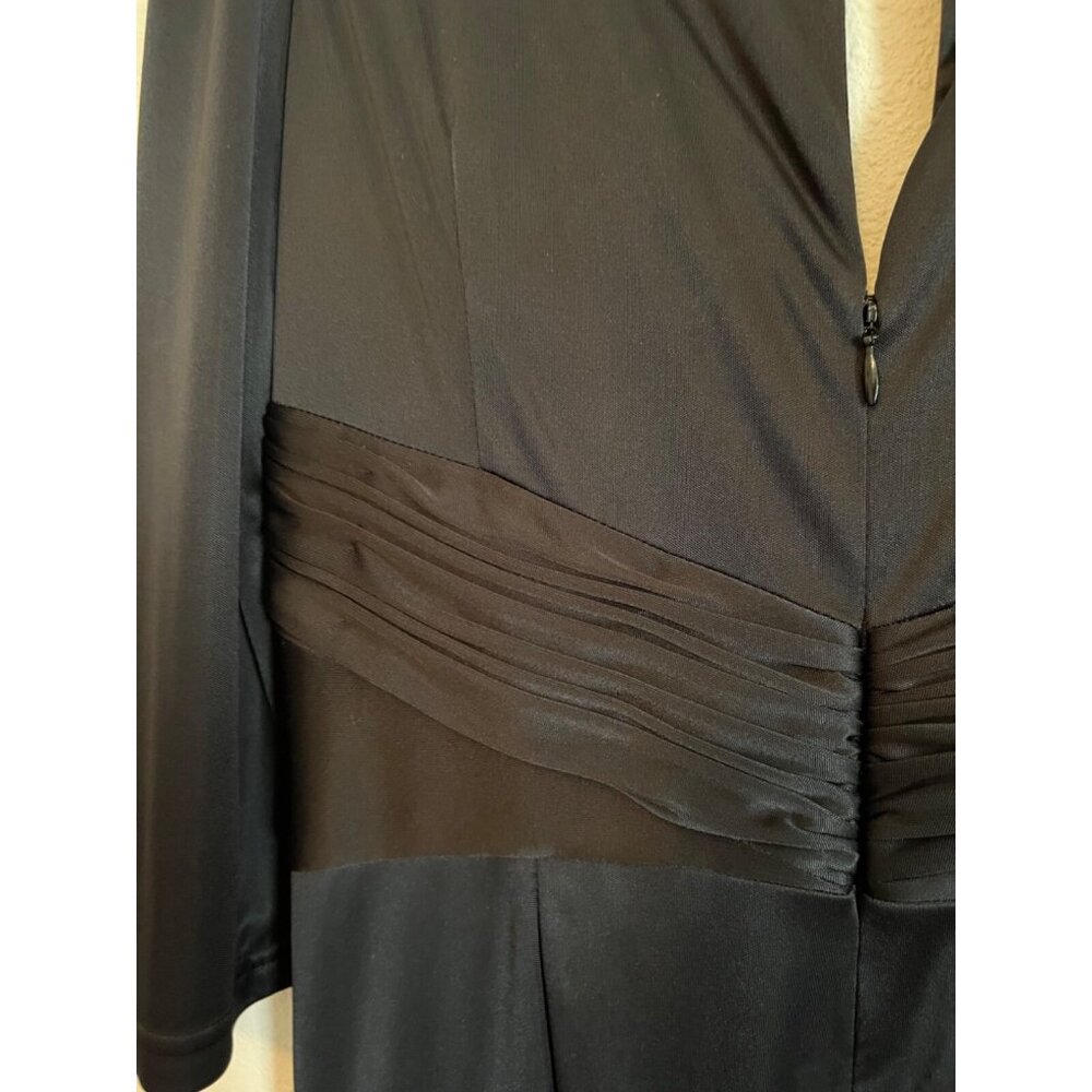 Marc Bouwer party Dress 6 V Neck Black Keyhole Back Sexy Silky Sheath $495 NWT - Picture 10 of 14